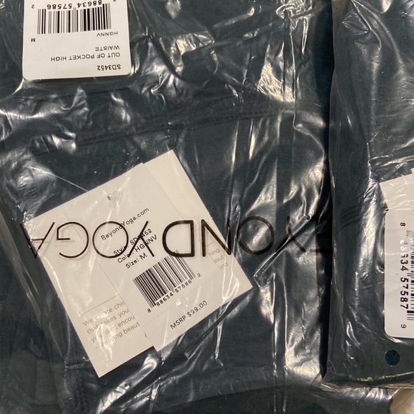 New Beyond Yoga S Spacedye Out Of Pocket High Waisted Midi Legging $99 H… - Picture 14 of 14